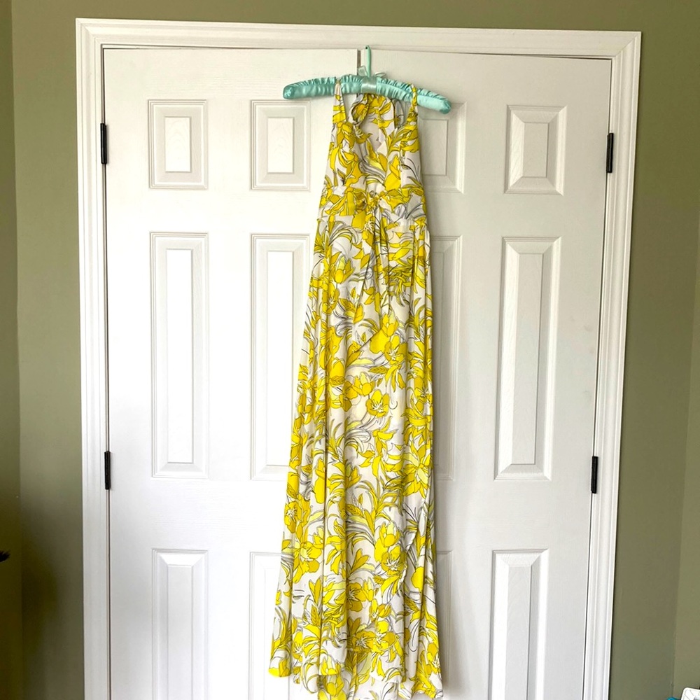 Barlll NWT Long Sun dress Yellow and White Size 0